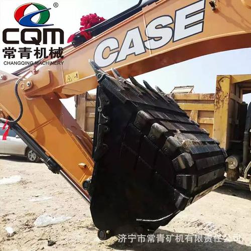 挖掘机配件全解析 从挖斗到油缸的专业指南