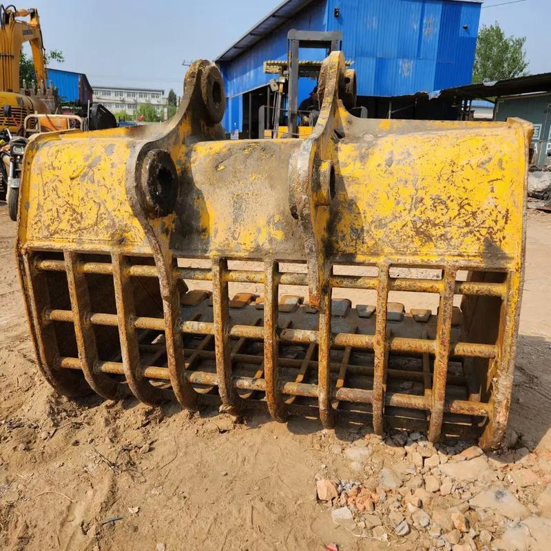 1.8方小松360-7筛斗拆车件 原装原版品质保障，挖掘机油缸专业解析